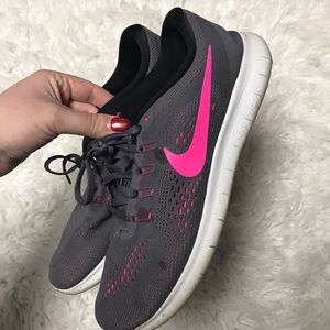 Nike Free Runs